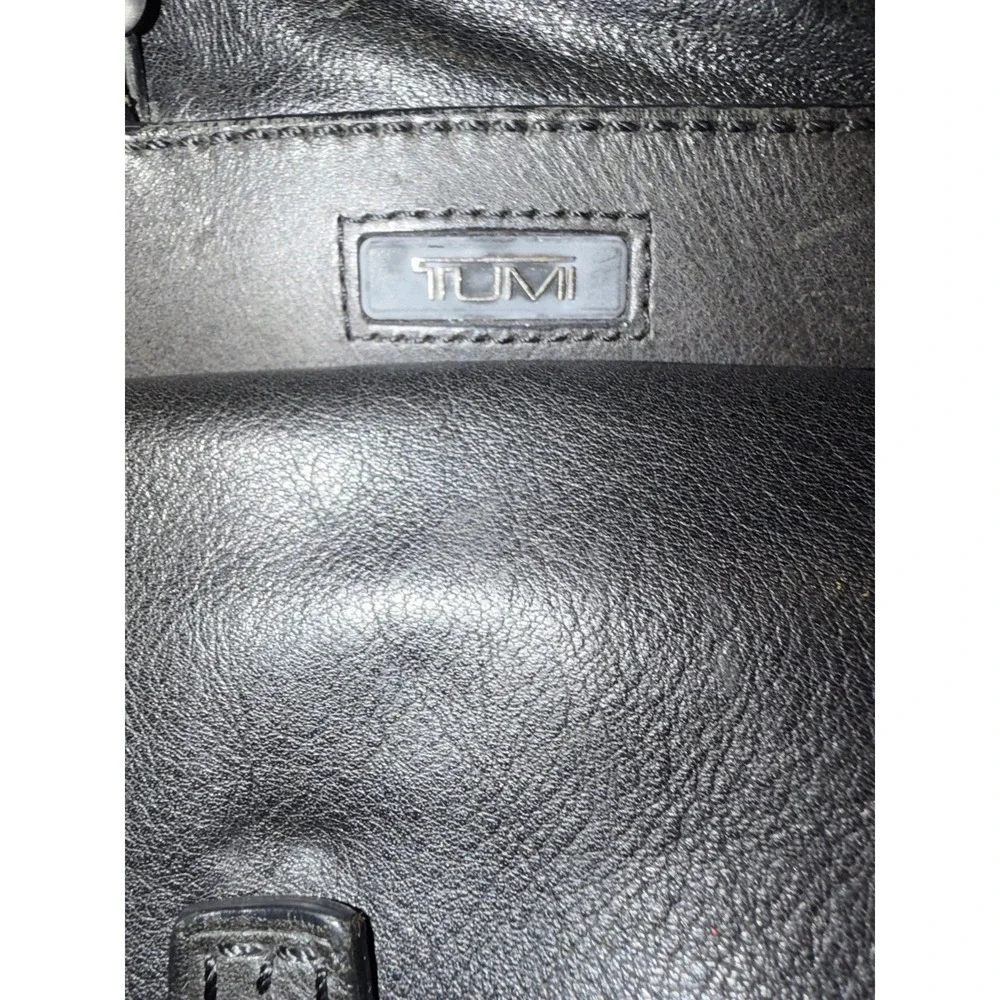 Tumi‎ Laredo Leather Large Briefcase Luggage Bag Black Carry On 17.5